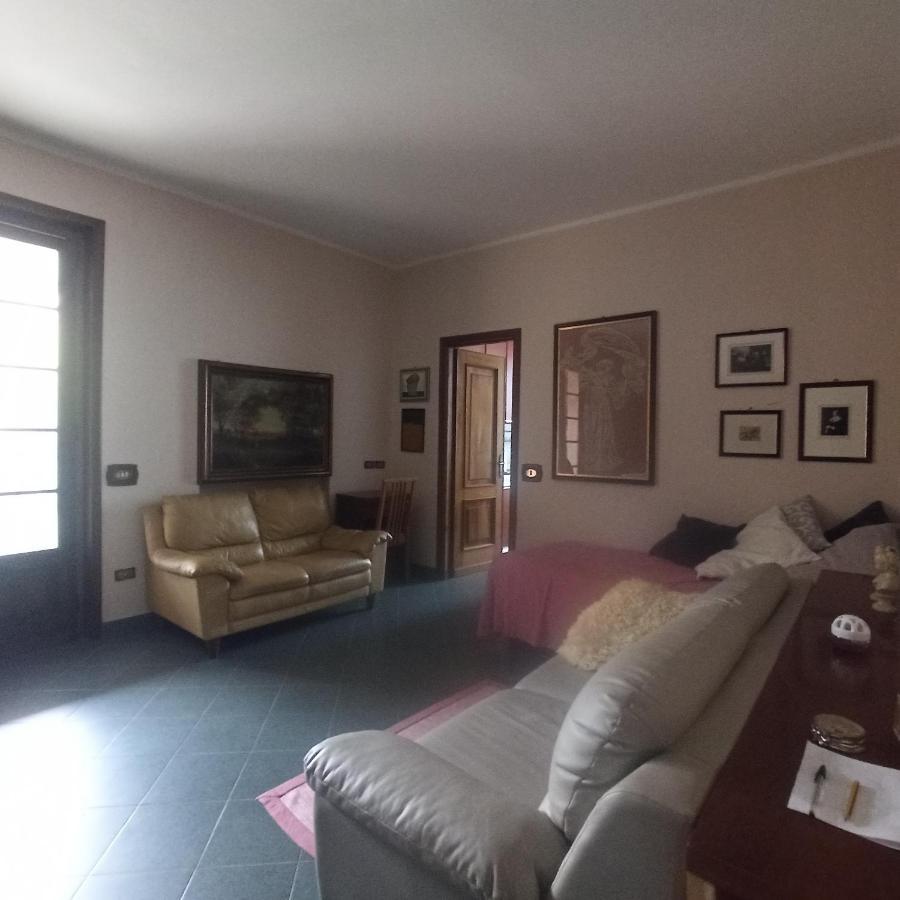 Casa Vincenzo 130 Mq Con Portico Ed Ingresso Esclusivo Dal Giardino Villa Felino Kültér fotó