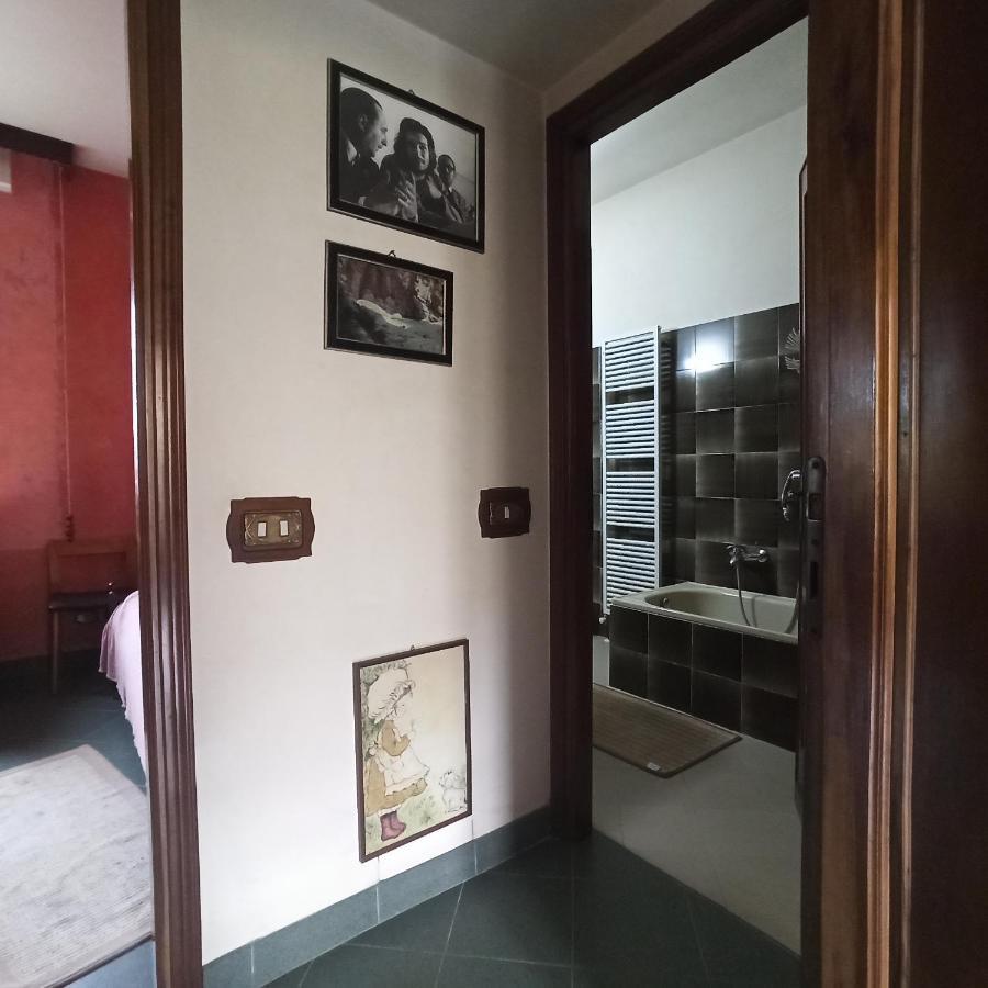 Casa Vincenzo 130 Mq Con Portico Ed Ingresso Esclusivo Dal Giardino Villa Felino Kültér fotó