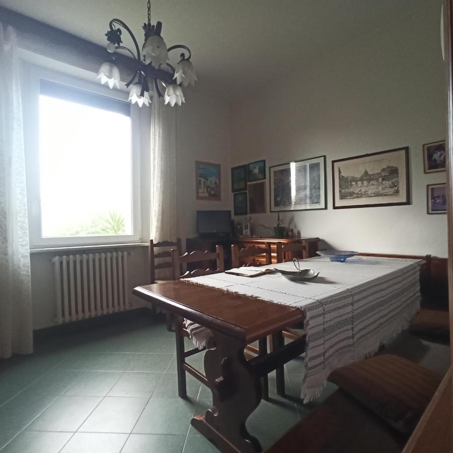 Casa Vincenzo 130 Mq Con Portico Ed Ingresso Esclusivo Dal Giardino Villa Felino Kültér fotó