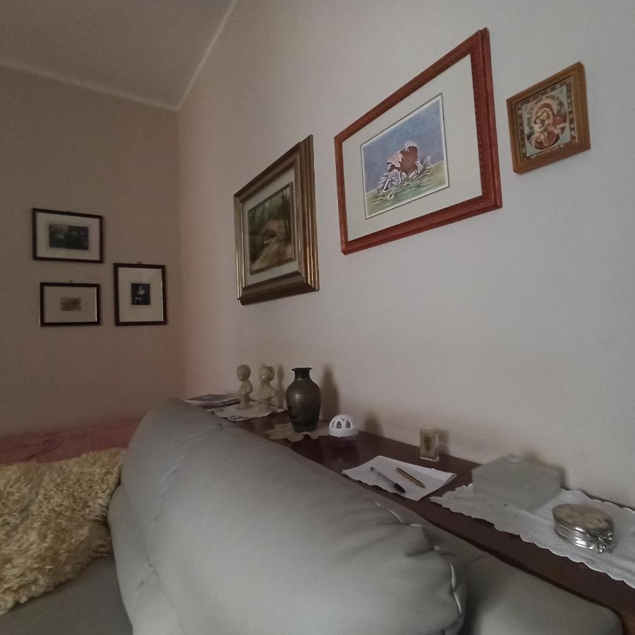 Casa Vincenzo 130 Mq Con Portico Ed Ingresso Esclusivo Dal Giardino Villa Felino Kültér fotó