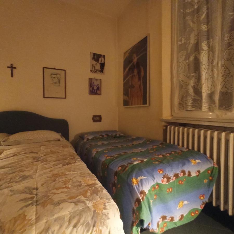 Casa Vincenzo 130 Mq Con Portico Ed Ingresso Esclusivo Dal Giardino Villa Felino Kültér fotó