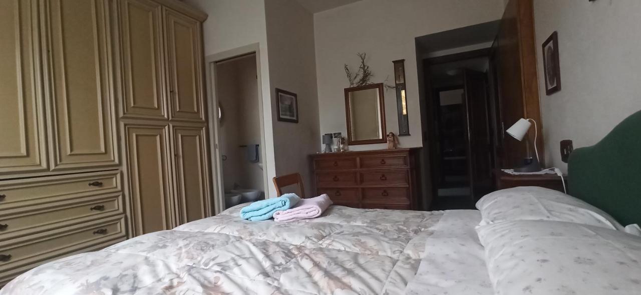 Casa Vincenzo 130 Mq Con Portico Ed Ingresso Esclusivo Dal Giardino Villa Felino Kültér fotó