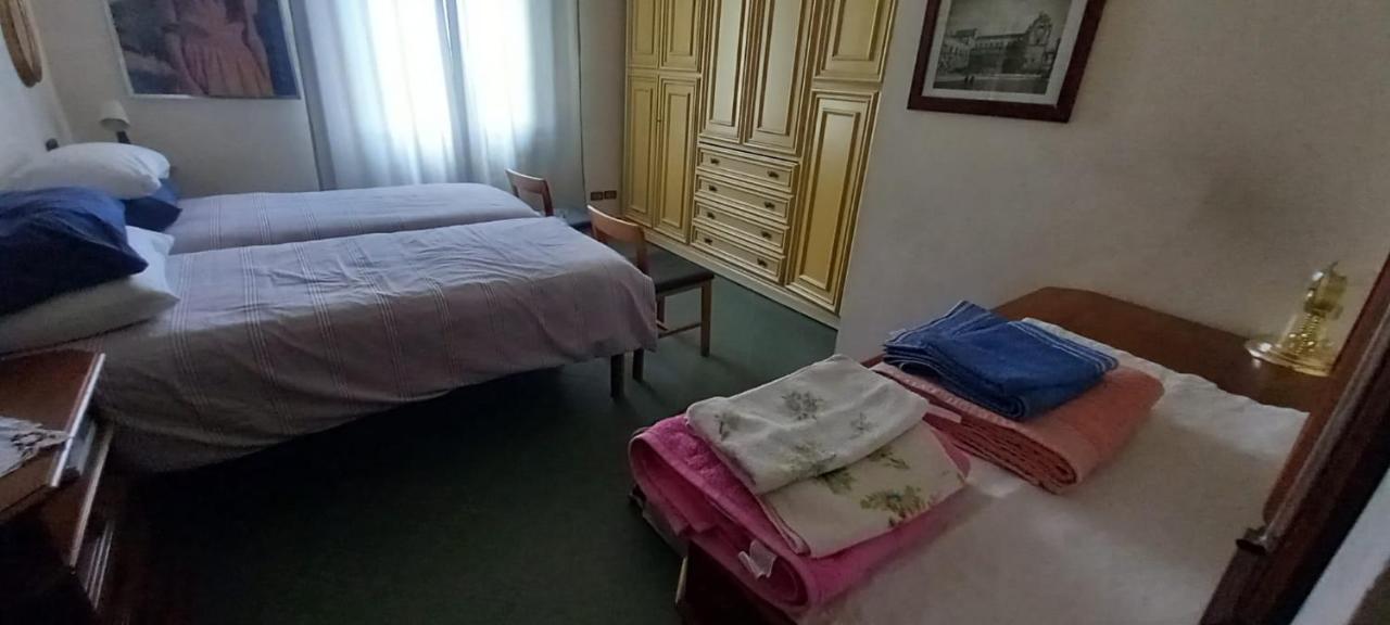Casa Vincenzo 130 Mq Con Portico Ed Ingresso Esclusivo Dal Giardino Villa Felino Kültér fotó