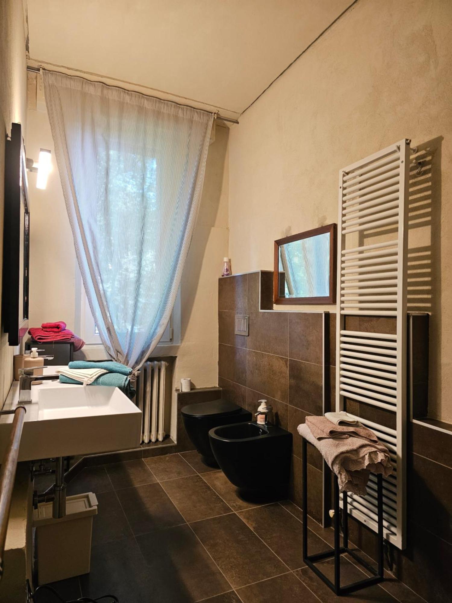 Casa Vincenzo 130 Mq Con Portico Ed Ingresso Esclusivo Dal Giardino Villa Felino Kültér fotó